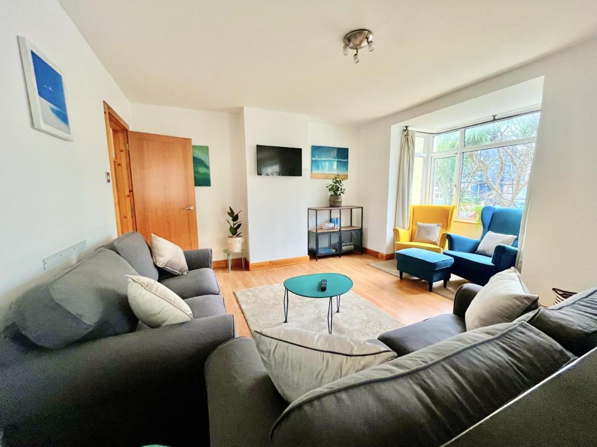 Apartment 7, The Edge